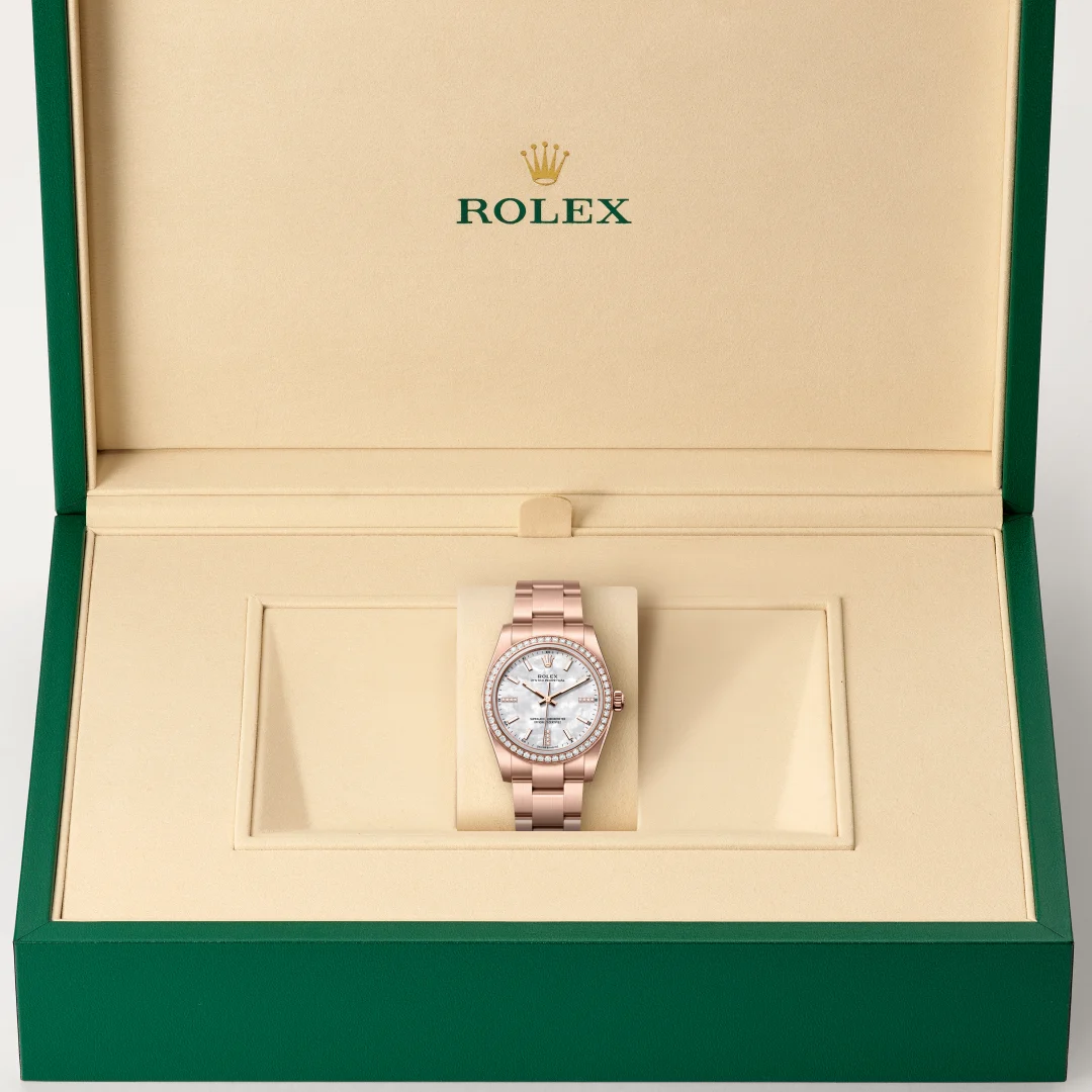 Rolex Oyster Perpetual 34 in 18 Karat Everose-Gold, M124245RBR-0002 – Atelier Stoess