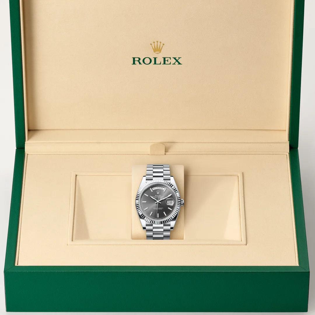 Rolex Day-Date 40 in Platin, M228236-0013 – Atelier Stoess