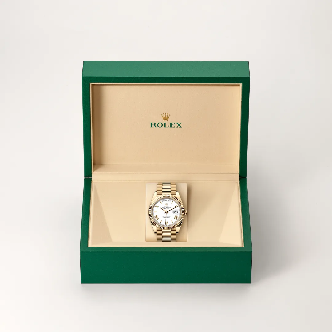 Rolex Day-Date 40 in 18 Karat Gelbgold, M228238-0042 – Atelier Stoess