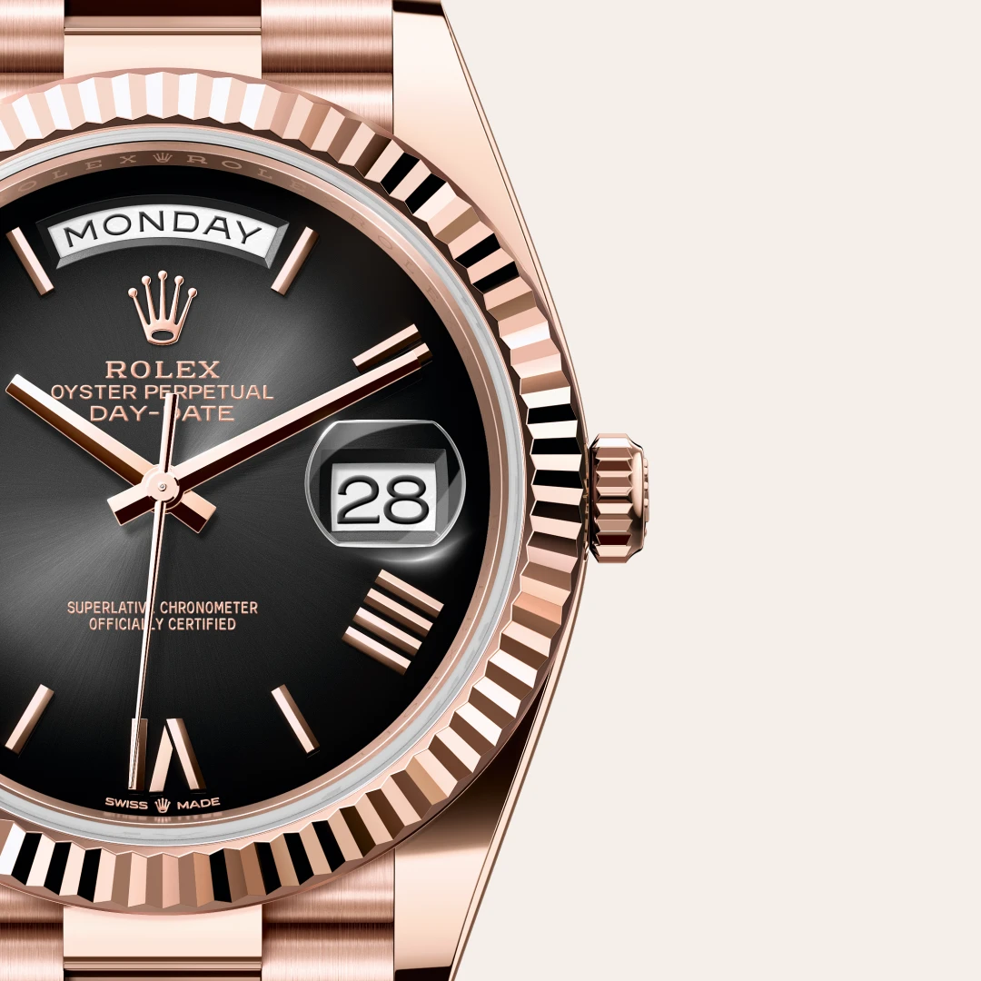 Rolex Day-Date 40 in 18 Karat Everose-Gold, M228235-0055 – Atelier Stoess